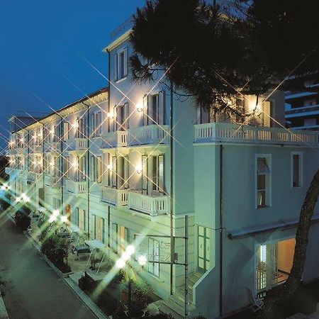 Hotel Loris - Valentini Family Village Μπελάρια-Ιτζέα Μαρίνα Εξωτερικό φωτογραφία