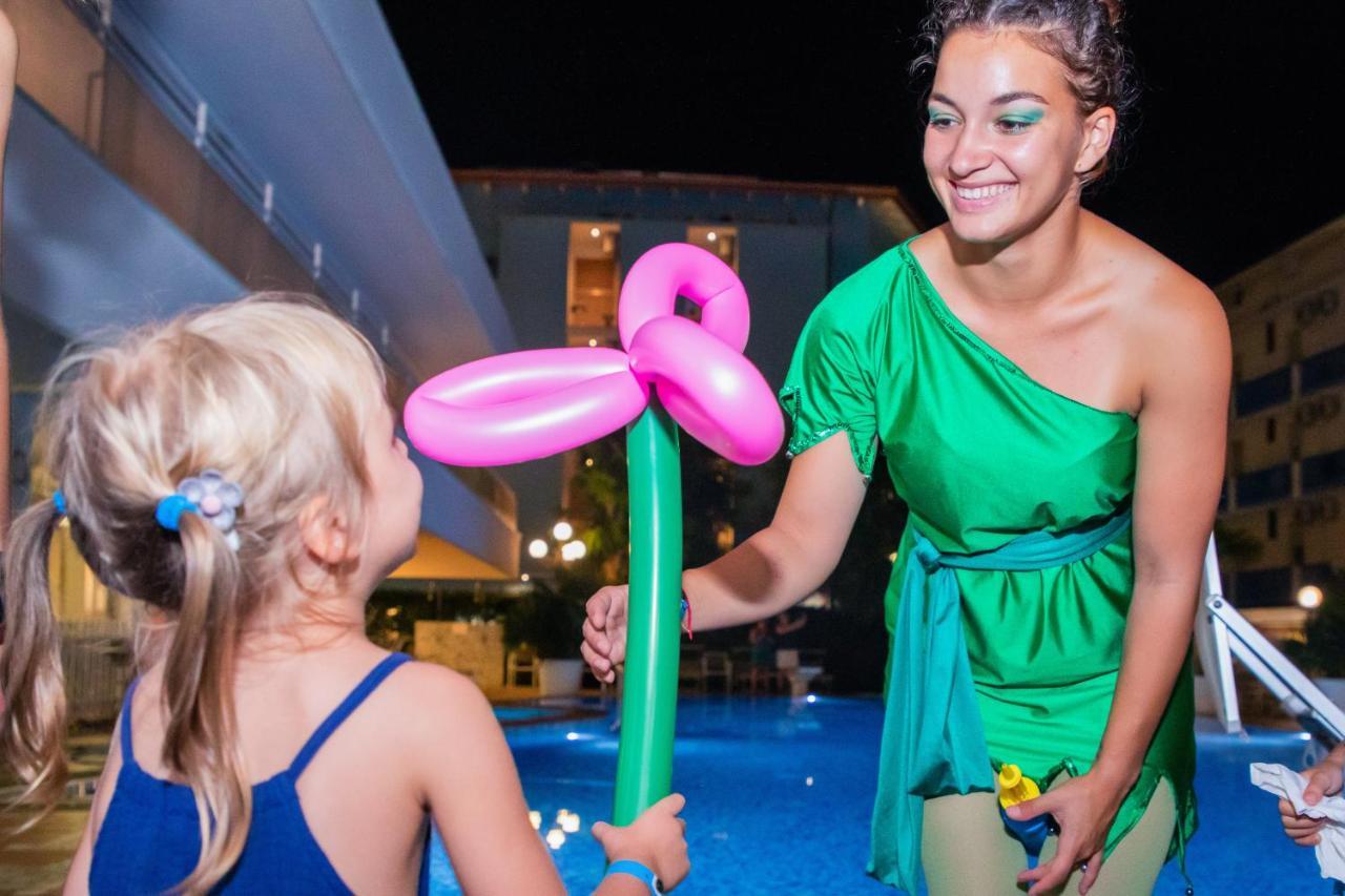 Hotel Loris - Valentini Family Village Μπελάρια-Ιτζέα Μαρίνα Εξωτερικό φωτογραφία